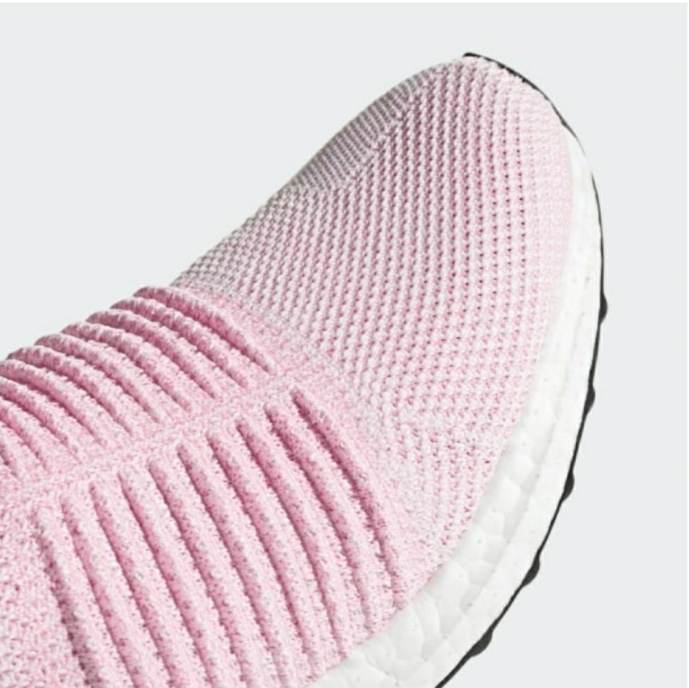 NWT adidas ULTRABOOST LACELESS PINK SHOES - Picture 6 of 7